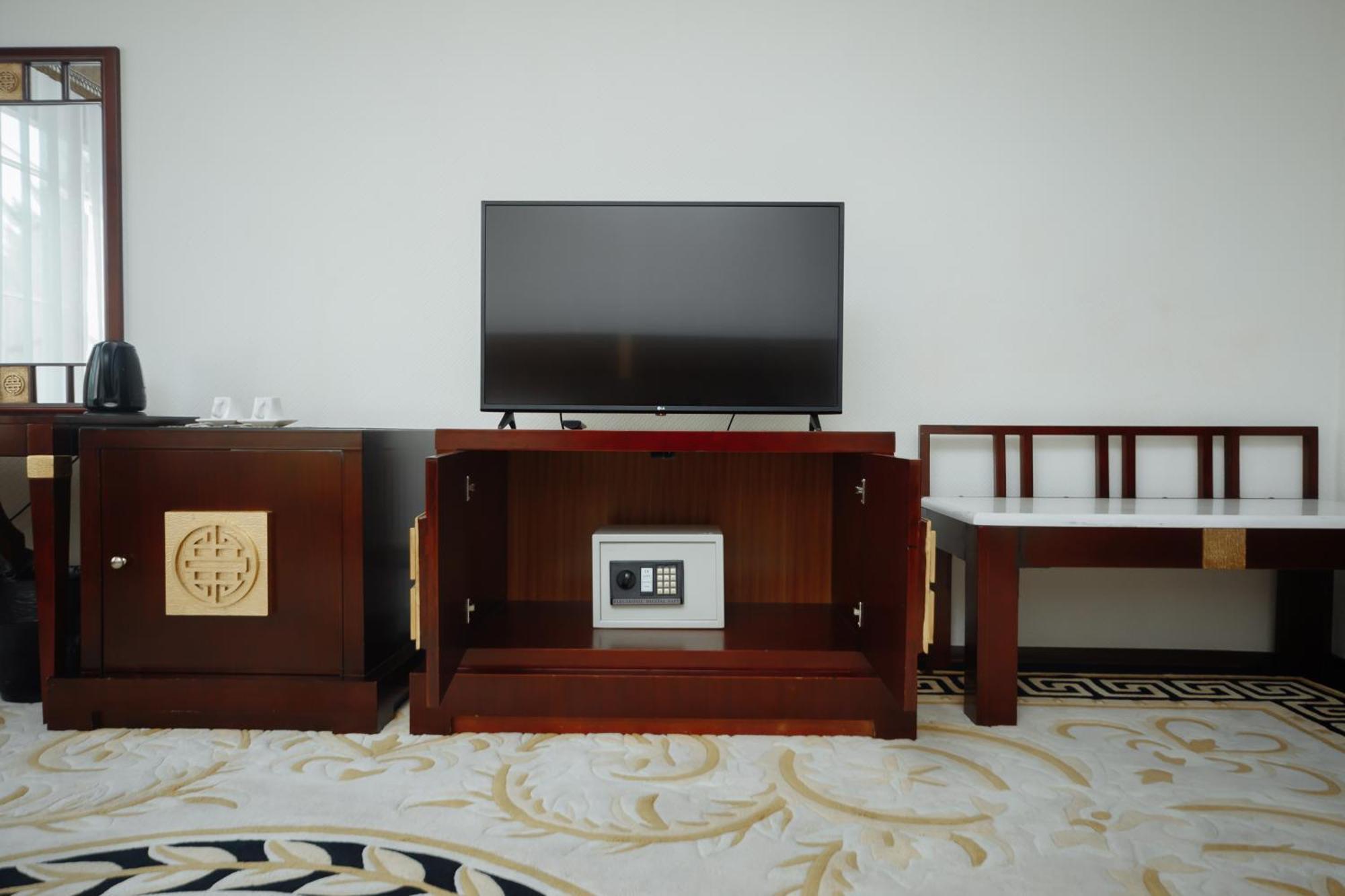 Hotel Royal Florence Chişinău Extérieur photo