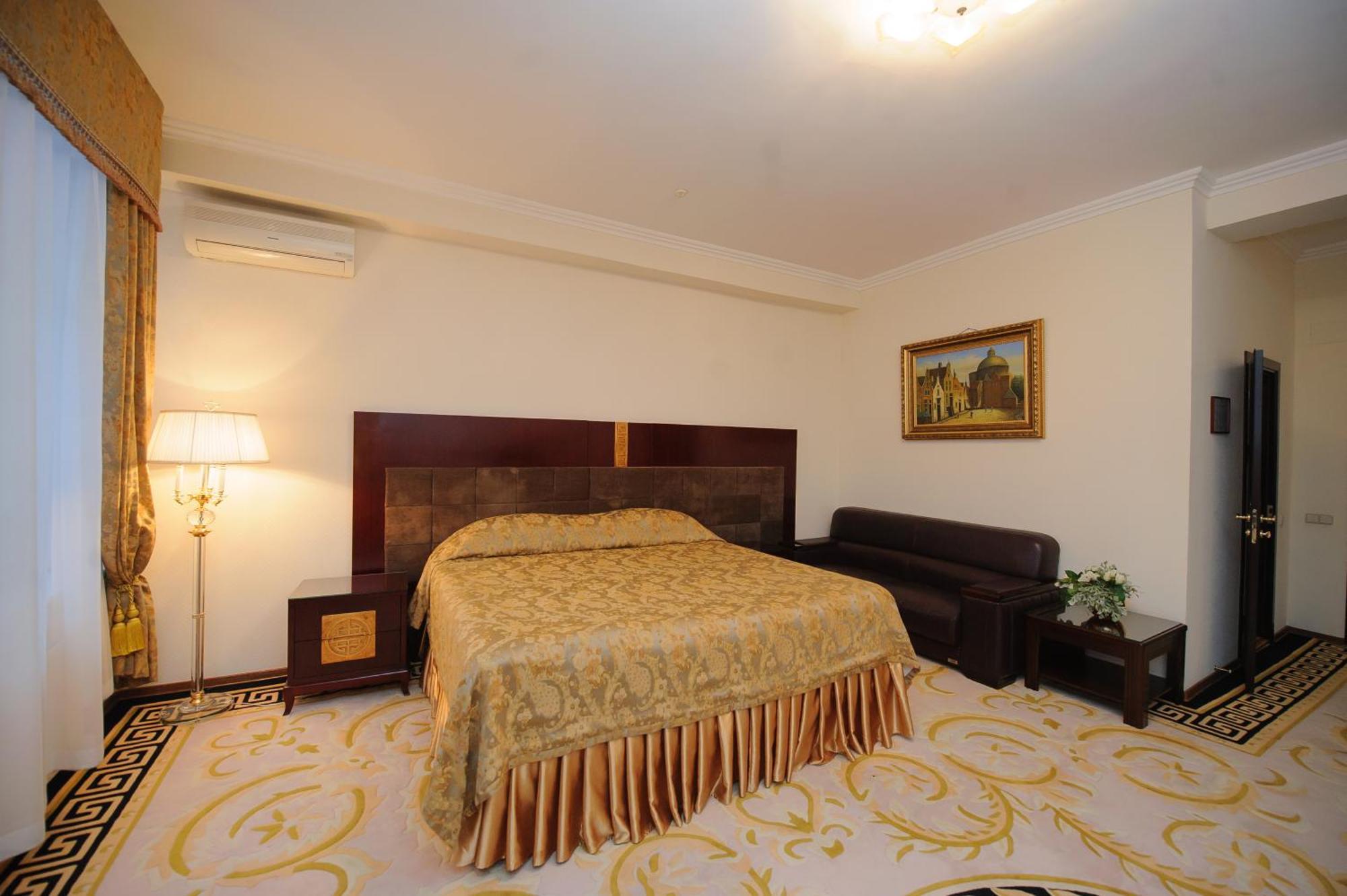 Hotel Royal Florence Chişinău Extérieur photo