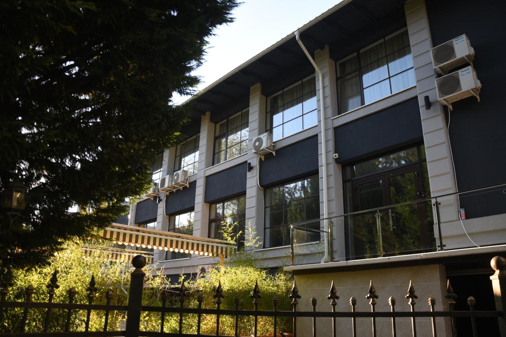 Hotel Royal Florence Chişinău Extérieur photo